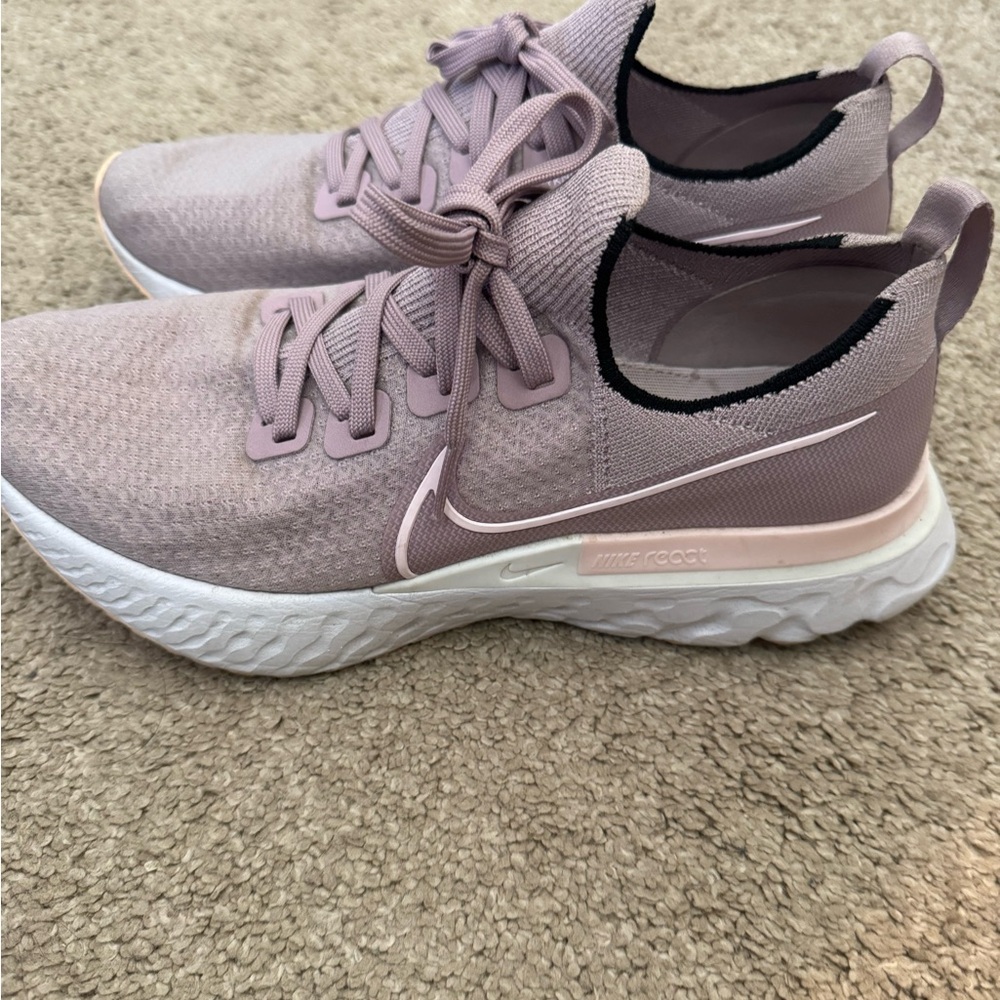 Nike Pink and White Sneakers with Flyknit and React Foam